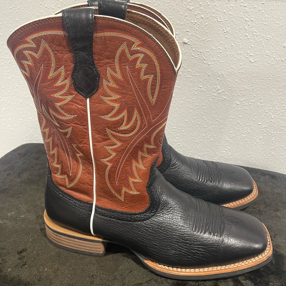 Ariat Black and Tan Western Boots